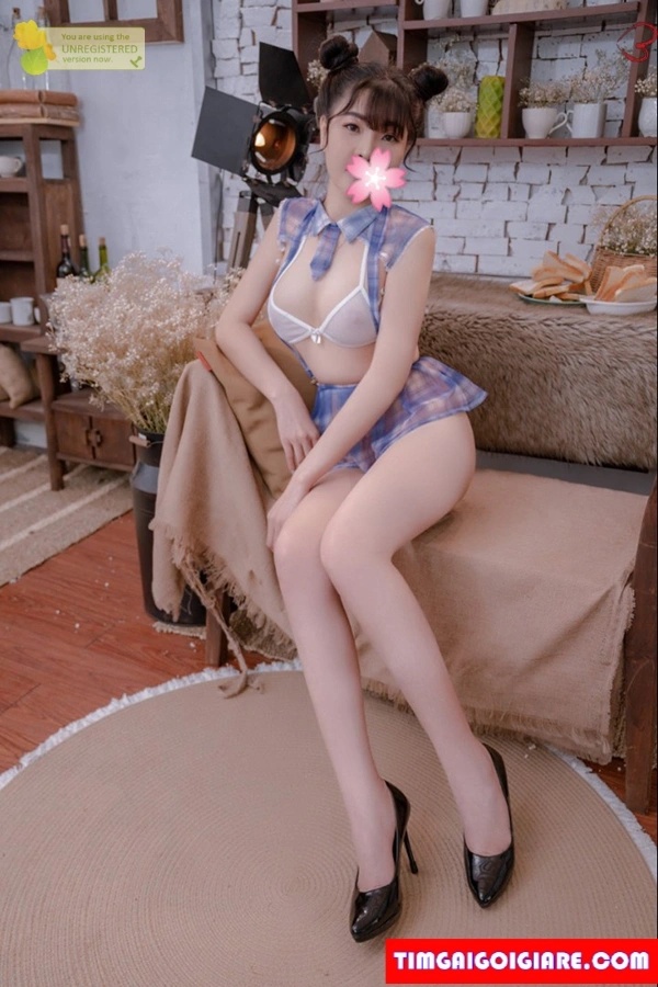 Em gái gọi Bùi Diễm Anh chỉ 240K dâm bím khít hình 466