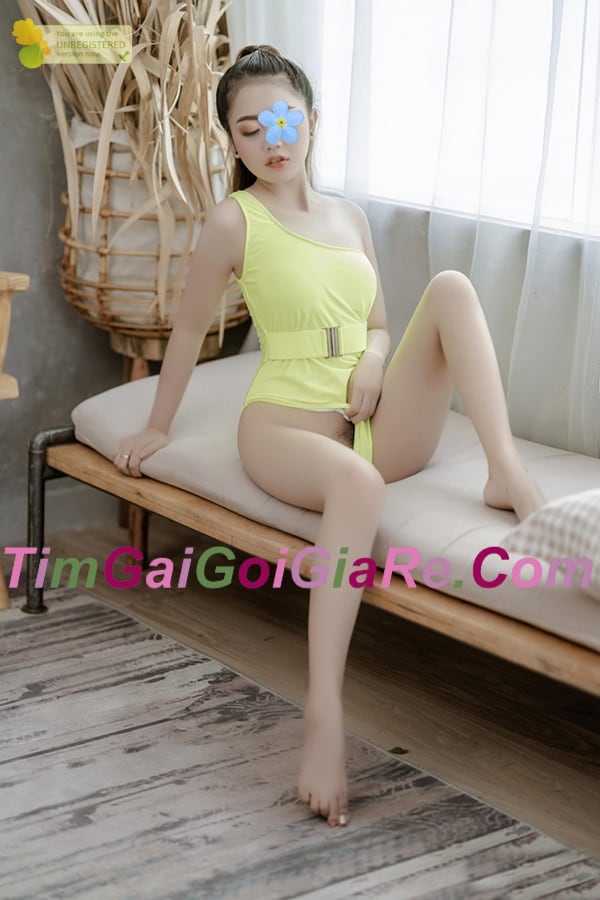 Gái gọi giá rẻ huyện Nông Sơn gầm cao máy thoáng xinh xắn hình 5 Gái gọi giá rẻ huyện Nông Sơn gầm cao máy thoáng xinh xắn hình 4